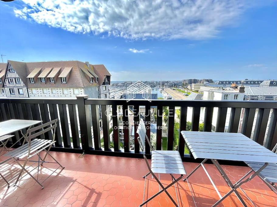 Le Castel 1 C.L.S Deauville Buitenkant foto